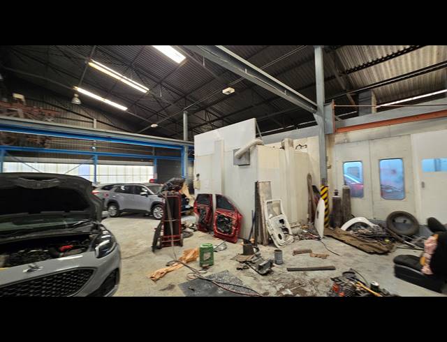 950M² WAREHOUSE TO LET IN EASTLEIGH